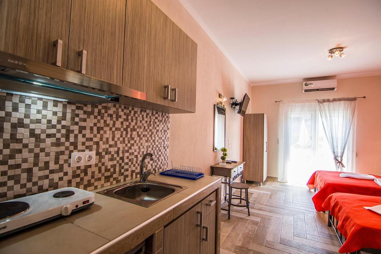 Christodoulos Eleftheria House Vrasná Buitenkant foto
