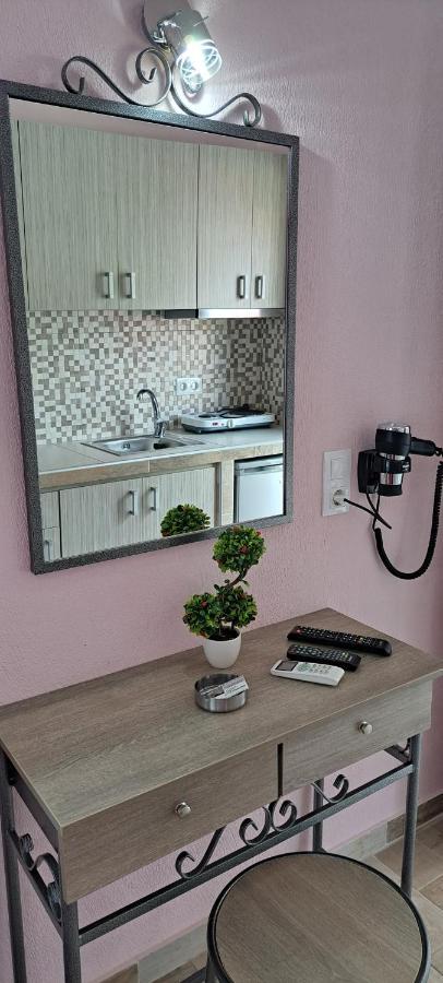 Christodoulos Eleftheria House Vrasná Buitenkant foto
