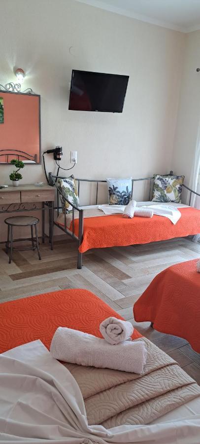 Christodoulos Eleftheria House Vrasná Buitenkant foto